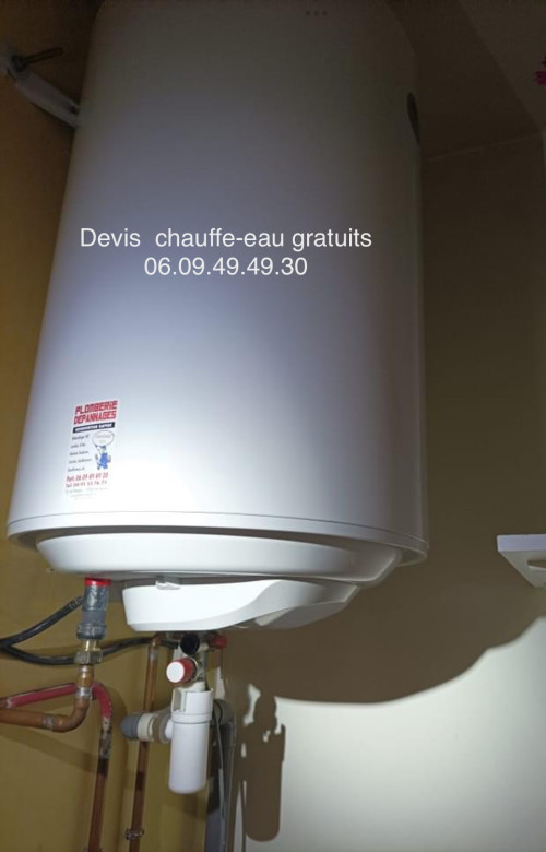 Chaud218-Le groupe de sécurité du chauffe eau électrique fuit en  permanence-Est ce que c'est normal? 